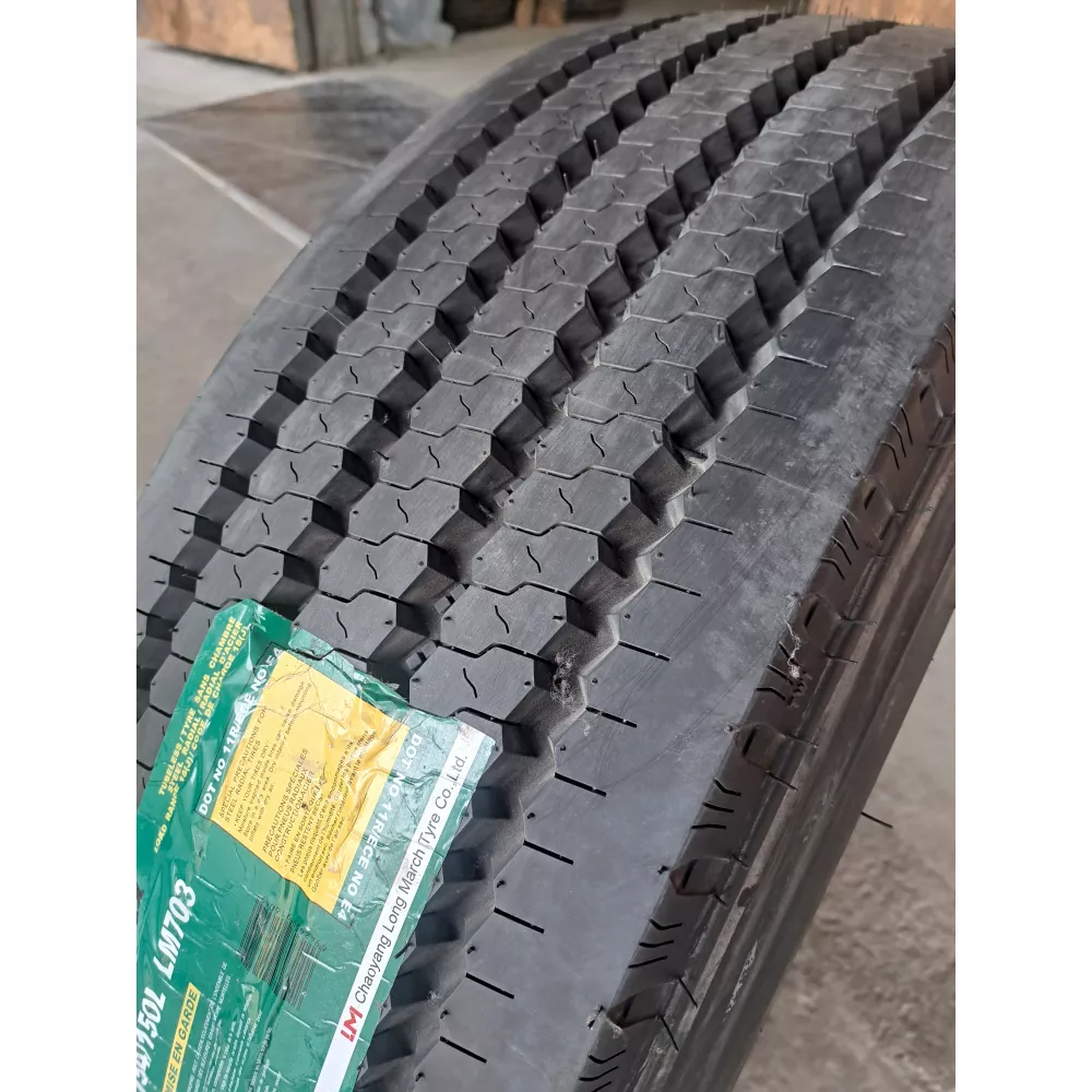 Грузовая шина 315/70 R22,5 Long March LM-703 18PR в Симе