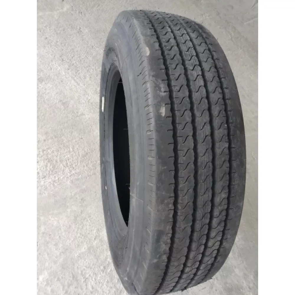 Грузовая шина 255/70 R22,5 Long March LM-120 16PR в Симе